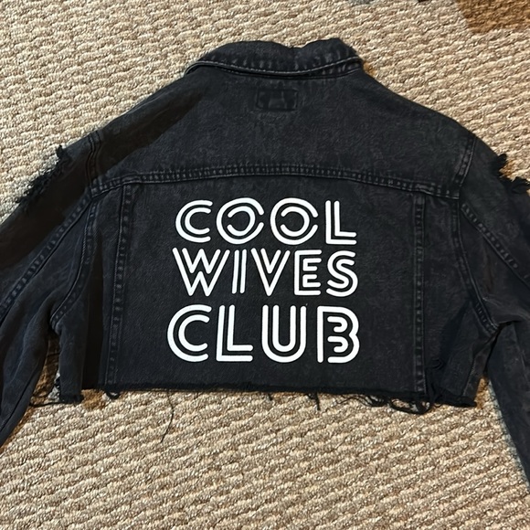 Hubs & Hers Cool Wives Club Cropped Black Denim Jacket - Picture 2 of 6